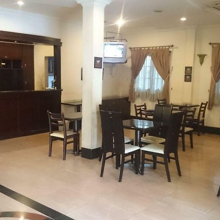 Hotel Citi International Palang Merah Medan Extérieur photo